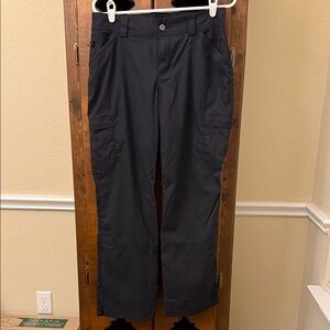 Duluth Trading Co. Dry on the Fly Bootcut Pants Black Women's Size 8 EUC
